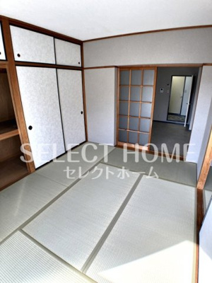 【寝室】 | サンポール明大寺 | 使い勝手のいい寝室です