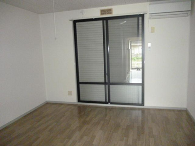 【居間・リビング】 | ビーライン曙 | 洋室8帖