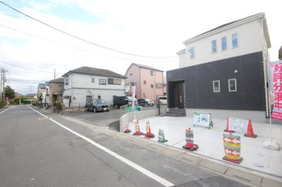 【前面道路含む現地写真】 | 戸ケ崎3丁目新築