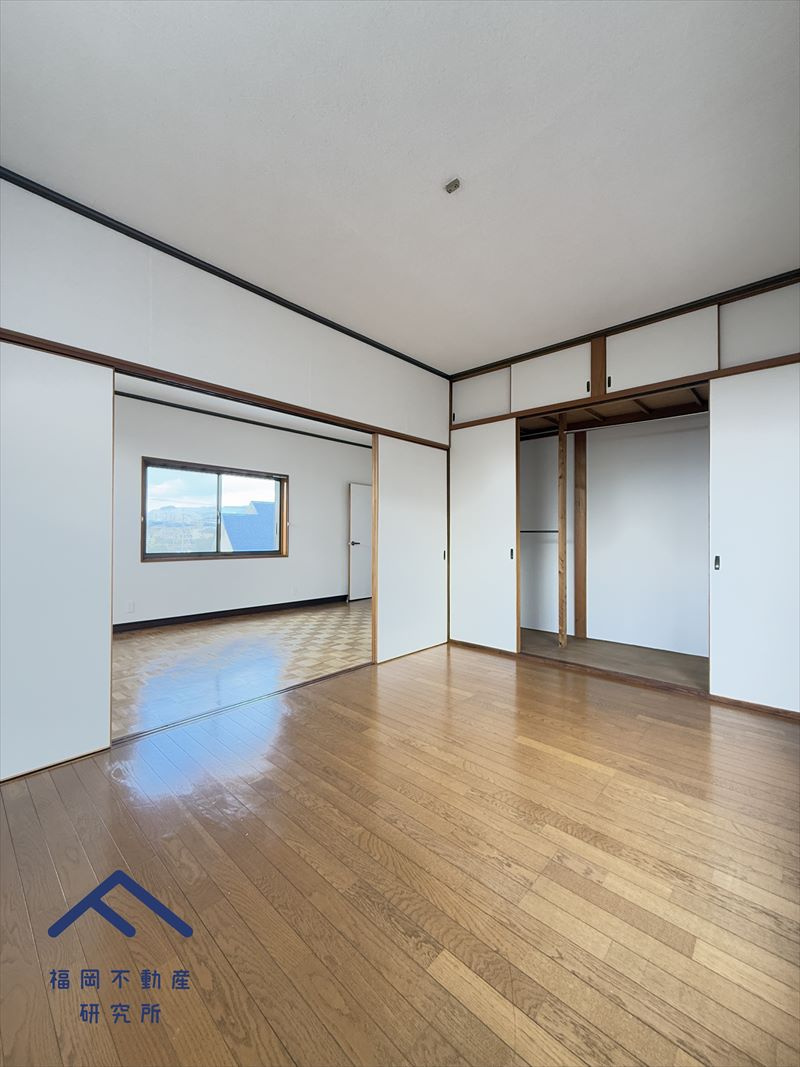 糟屋郡粕屋町大字仲原　戸建ての洋室