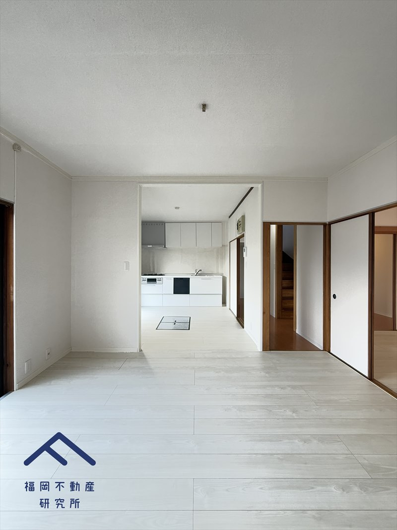 糟屋郡粕屋町大字仲原　戸建ての居間・リビング