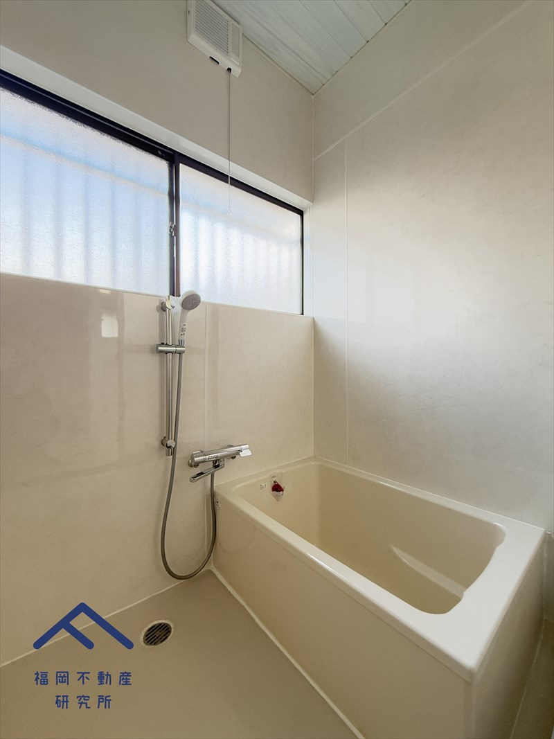 糟屋郡粕屋町大字仲原　戸建ての浴室