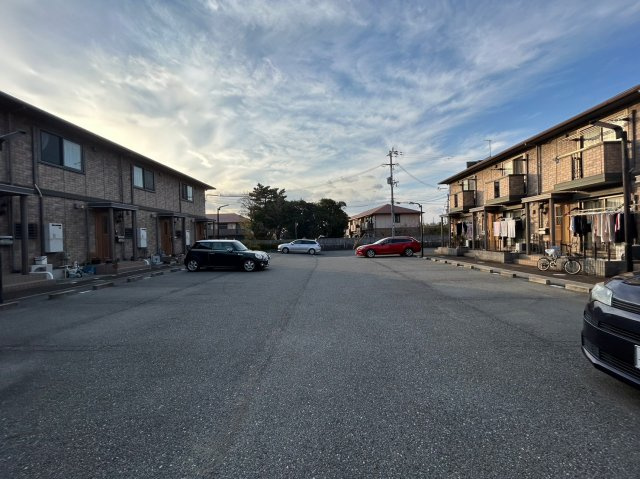 ウィルコート明石の駐車場|駐車場に車を止められます