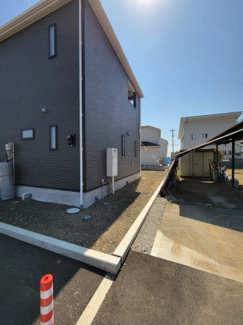 【外観】 | 建物西側
