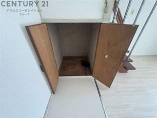 甲風園3丁目テラスの収納