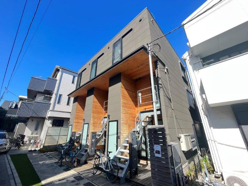 杉並区西荻北１丁目のアパートのエントランス