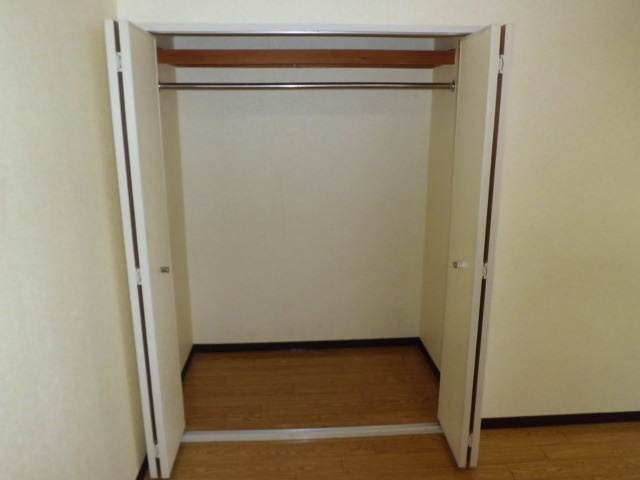 灘南ビルの収納