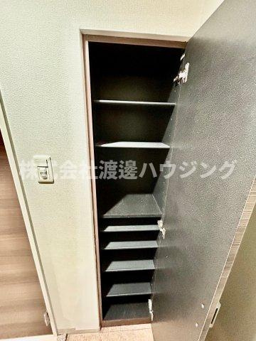 Luxe豊津の収納|シューズBOX