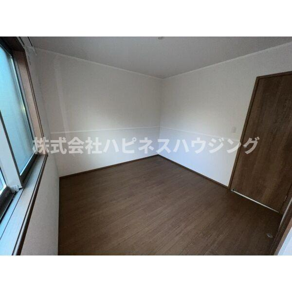 Garage House J～ガレージハウスジェイ～の洋室
