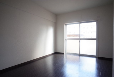 【洋室】 | マンション東二見 | 洋室