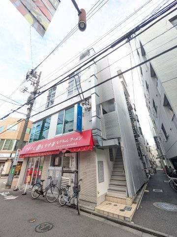 プリムールＮＩＢの外観