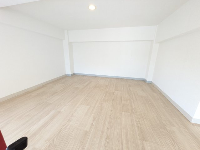 プリムールＮＩＢの内装