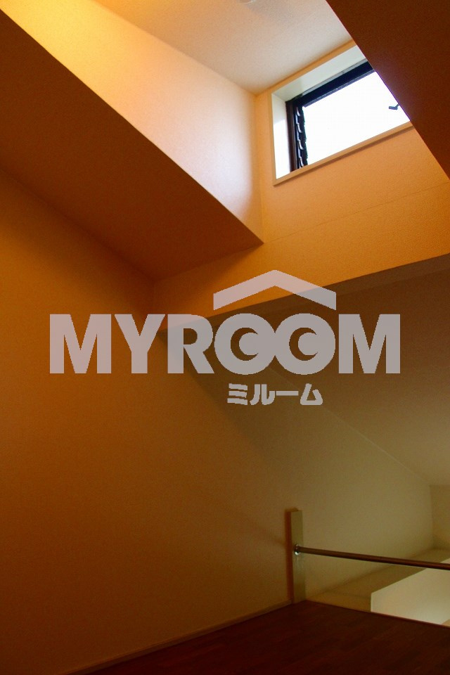 第３紀州ハイツの寝室|ロフト