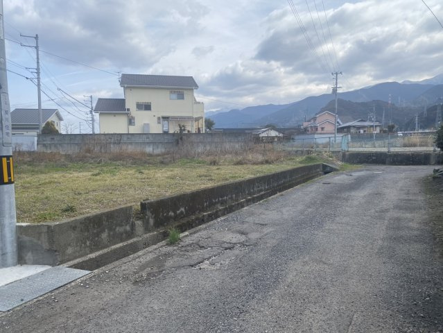 売土地の外観