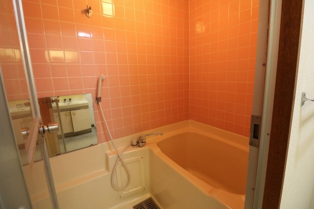 丸美タウンマンション笠寺の浴室