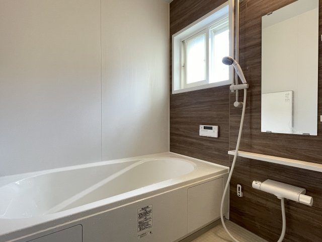 三戸郡階上町蒼前東4丁目の浴室