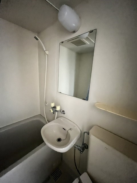 シェルプール弐番館の洗面所