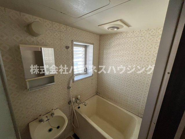 東宮前ハイツの浴室
