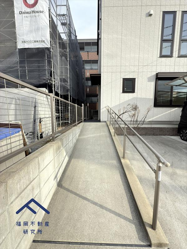 筑紫野市原田6丁目　戸建ての駐車場