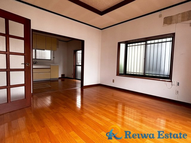 中古戸建　茅ヶ崎市赤羽根の居間・リビング