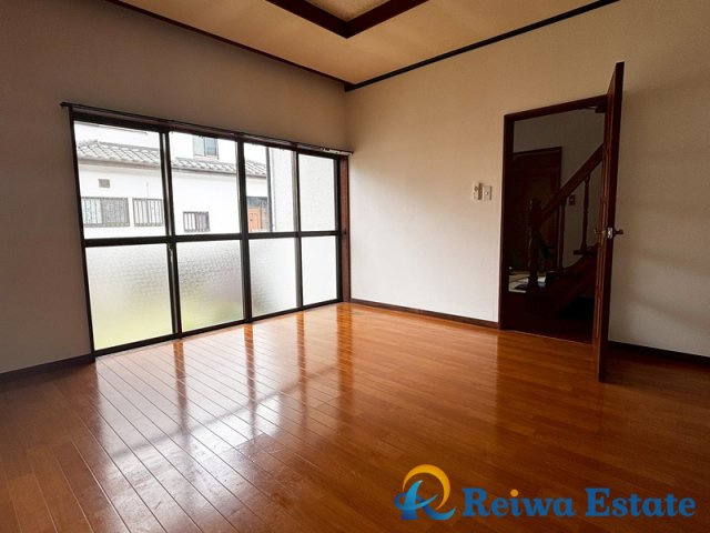 中古戸建　茅ヶ崎市赤羽根の居間・リビング