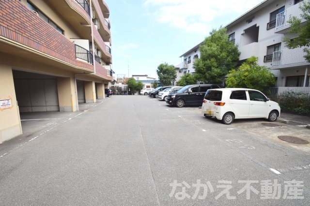 【駐車場】 | 駐車スペースもあります