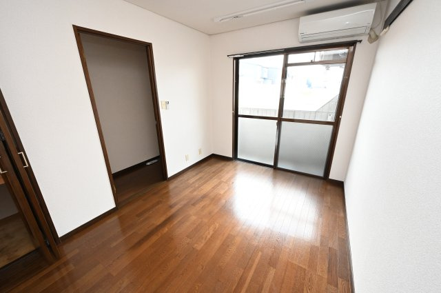 【寝室】 | ウエストパディ