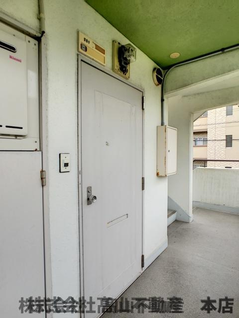 インフィニティーの玄関