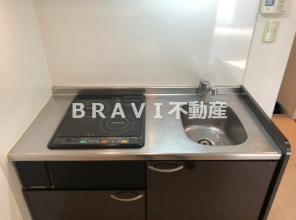 クレアート大手前グランアクシア　BRAVI不動産のキッチン|【クレアート大手前グランアクシア】2口IHコンロ
