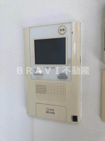 クレアート大手前グランアクシア　BRAVI不動産の設備|【クレアート大手前グランアクシア】モニター付きインターホン