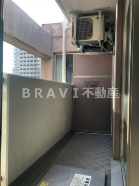 クレアート大手前グランアクシア　BRAVI不動産のバルコニー|【クレアート大手前グランアクシア】バルコニー