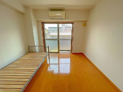 レスポワールの居間・リビング