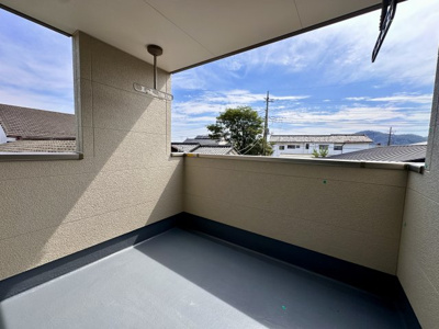 【バルコニー】