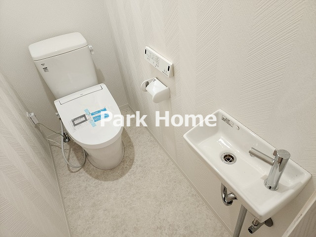 高知市一宮東町4丁目　中古戸建てのトイレ