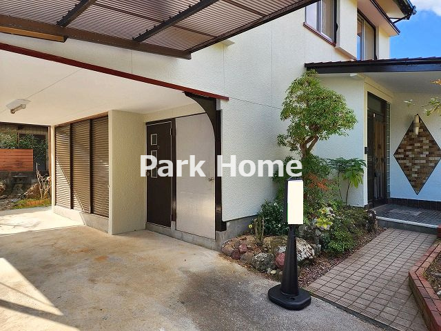 高知市一宮東町4丁目　中古戸建てのエントランス