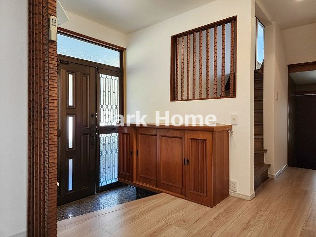 高知市一宮東町4丁目　中古戸建ての玄関