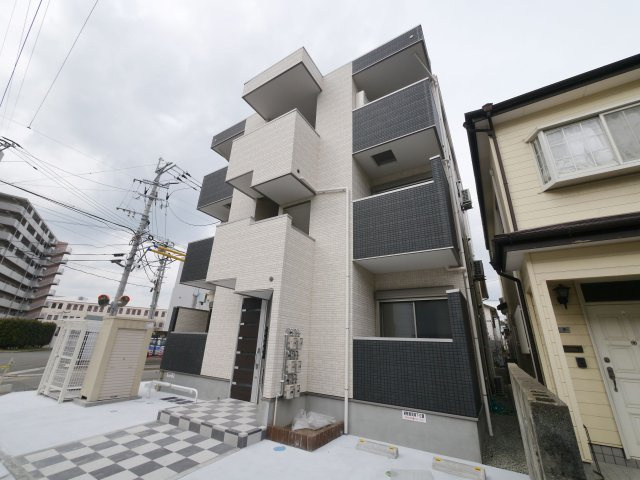 【エントランス】 | クレア名島