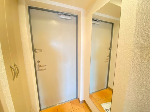 ライトステージ(近畿大学　一人暮らし)の玄関