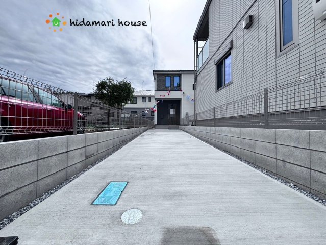 上尾市中分　2期　新築戸建　Grace02の駐車場
