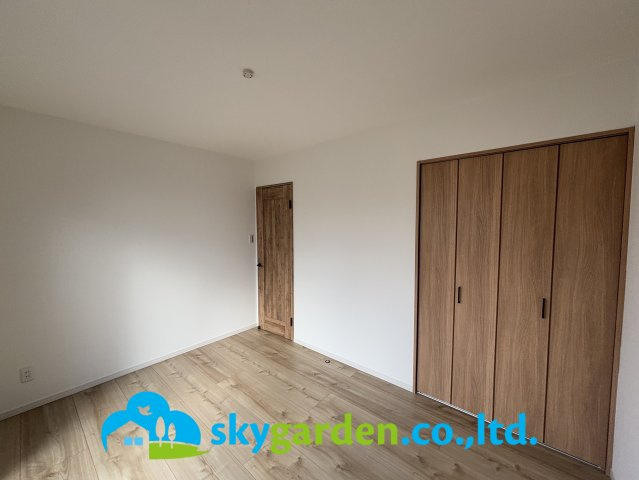 平塚市御殿4丁目　中古戸建の洋室