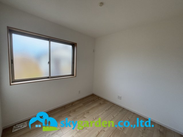 平塚市御殿4丁目　中古戸建の洋室