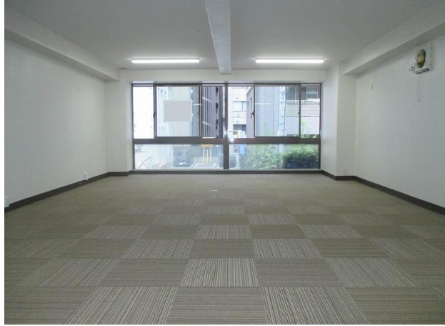 プレジオツヤマ