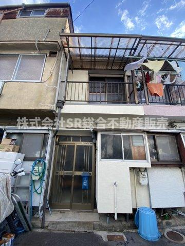 日下町5丁目中古テラスハウスの外観|落ち着いた雰囲気の外観です