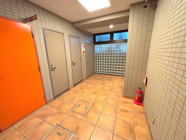 モンテ新大阪のロビー