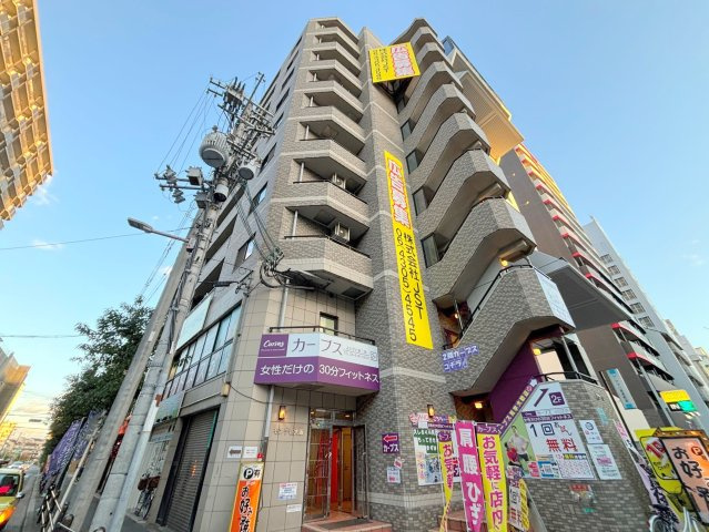 モンテ新大阪の外観