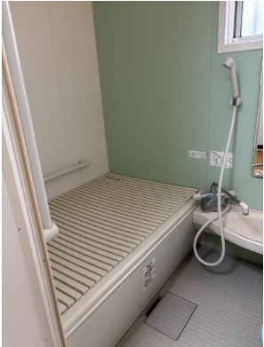寝屋川市長栄寺町　中古一戸建ての浴室|きれいなお風呂です
