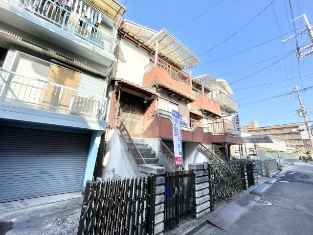 寝屋川市長栄寺町　中古一戸建ての外観|物件の外観です