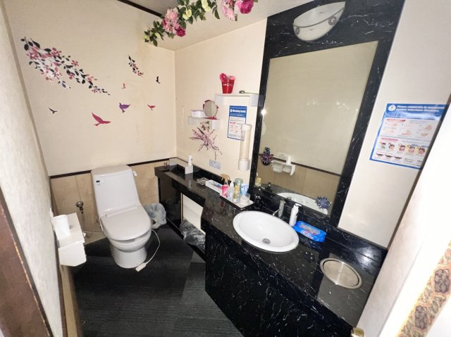 ロイヤルビルのトイレ