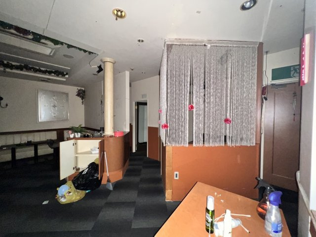 ロイヤルビルのロビー