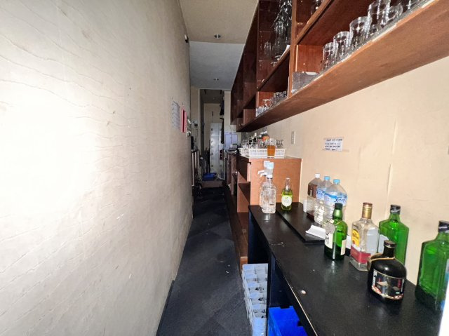 ロイヤルビルのロビー